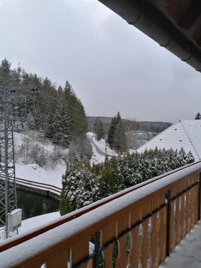 Ferienwohungen Im Kuchersbach Горнберґ Екстер'єр фото